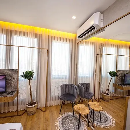 Terrace Apartment *