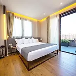 Terrace Apartamento Tirana